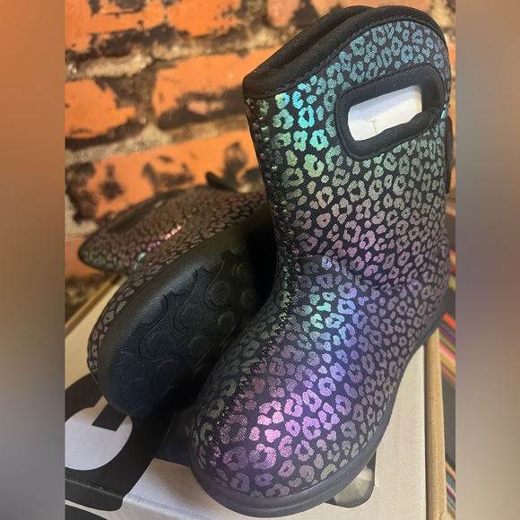 BOGS Baby II Rainbow Leopard All Weather Boots Size:8 NIB - Picture 6 of 16